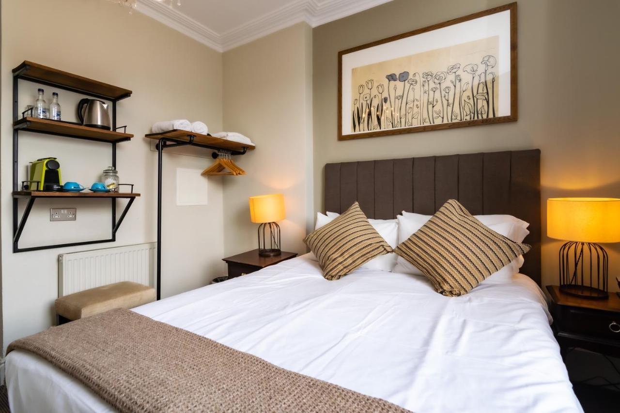 Gardens Hotel 3*