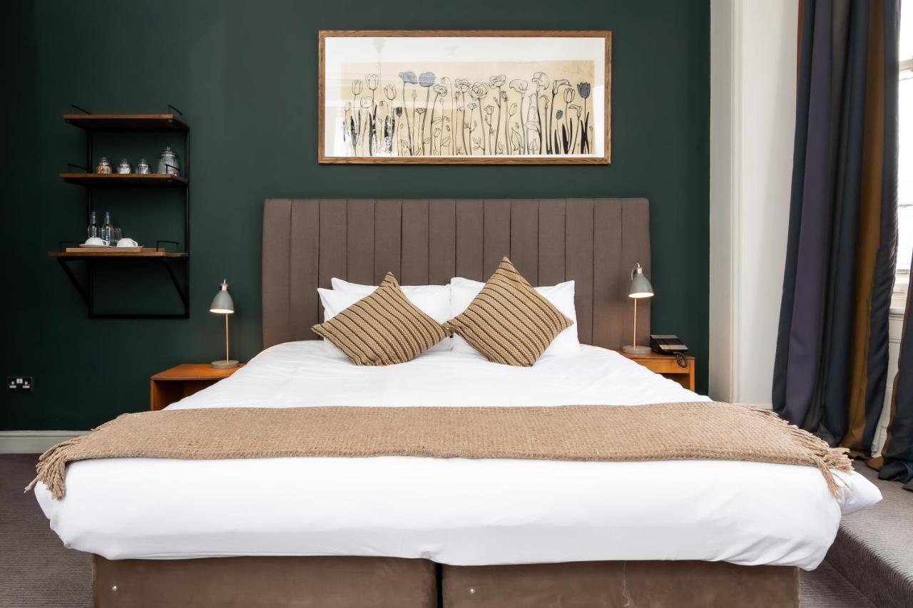 Gardens Hotel 3*
